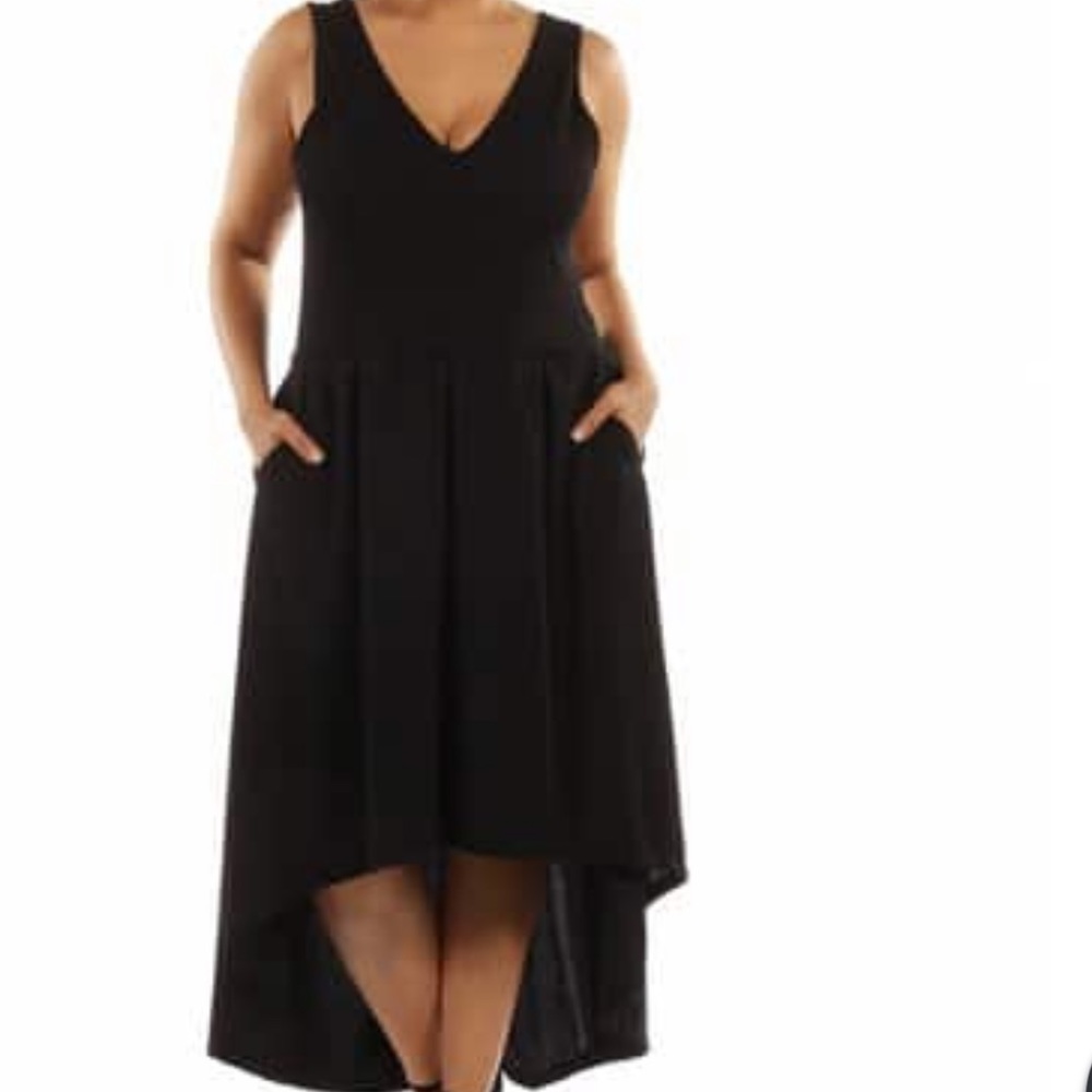 Dress - Picture 1 of 2
